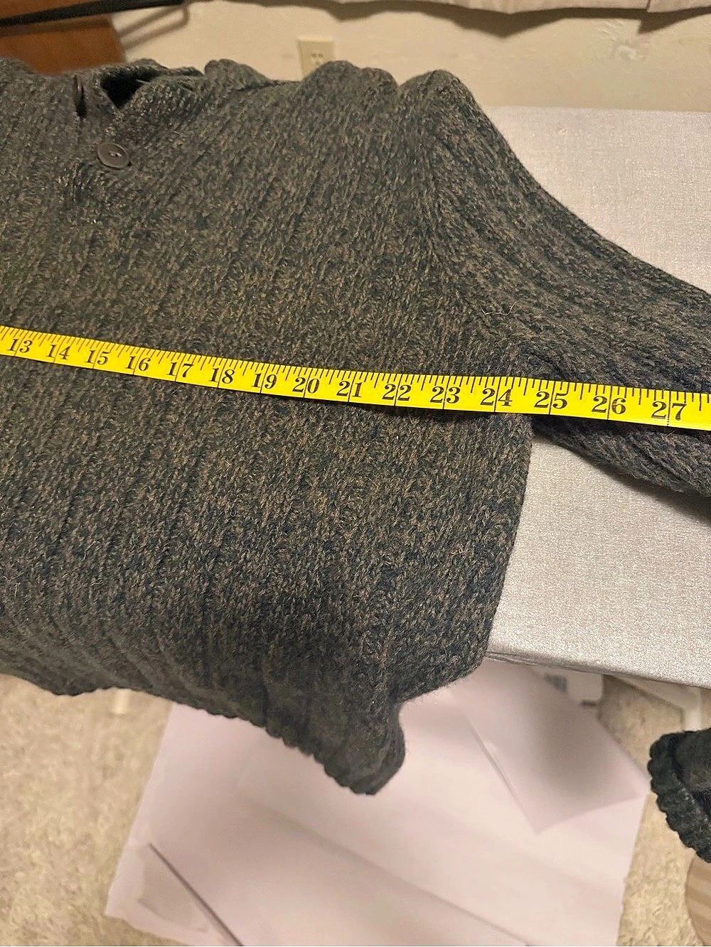 Men's Ribbed Knit Sweater - Picture 4 of 4